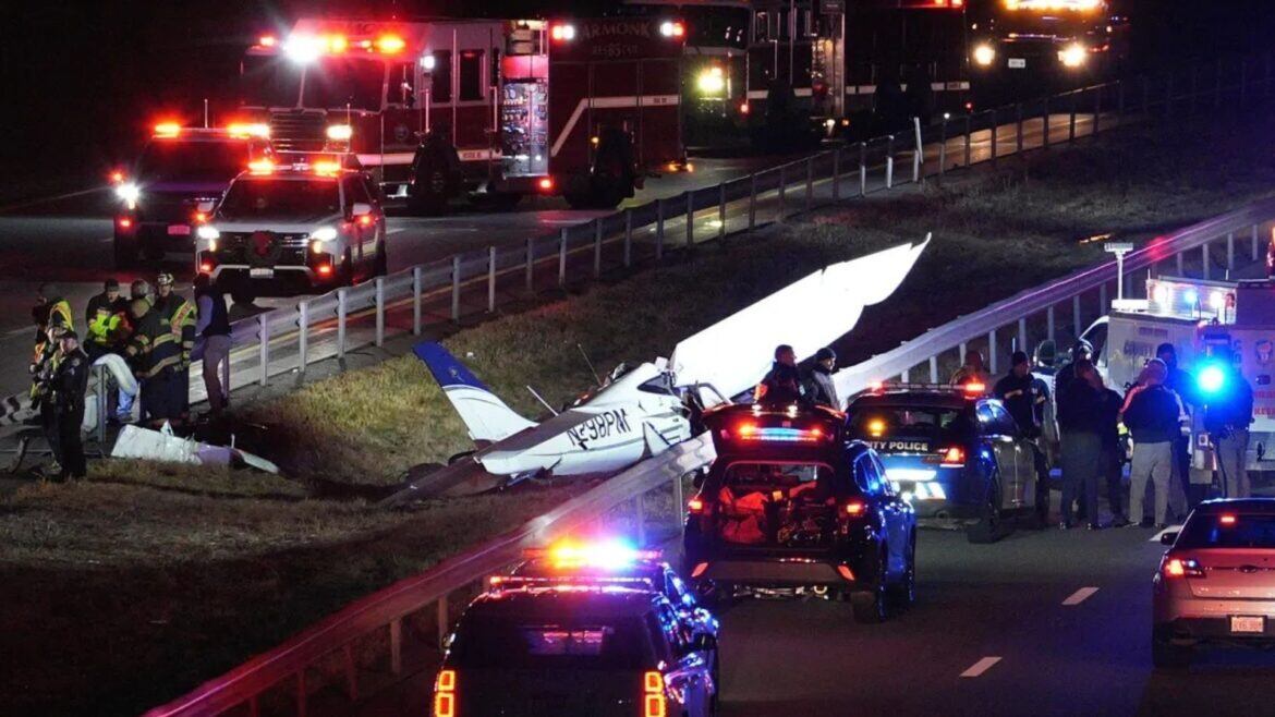 Avión pequeño se estrella en autopista de Nueva York, dejando un muerto y un herido. Cortesía: @Univision