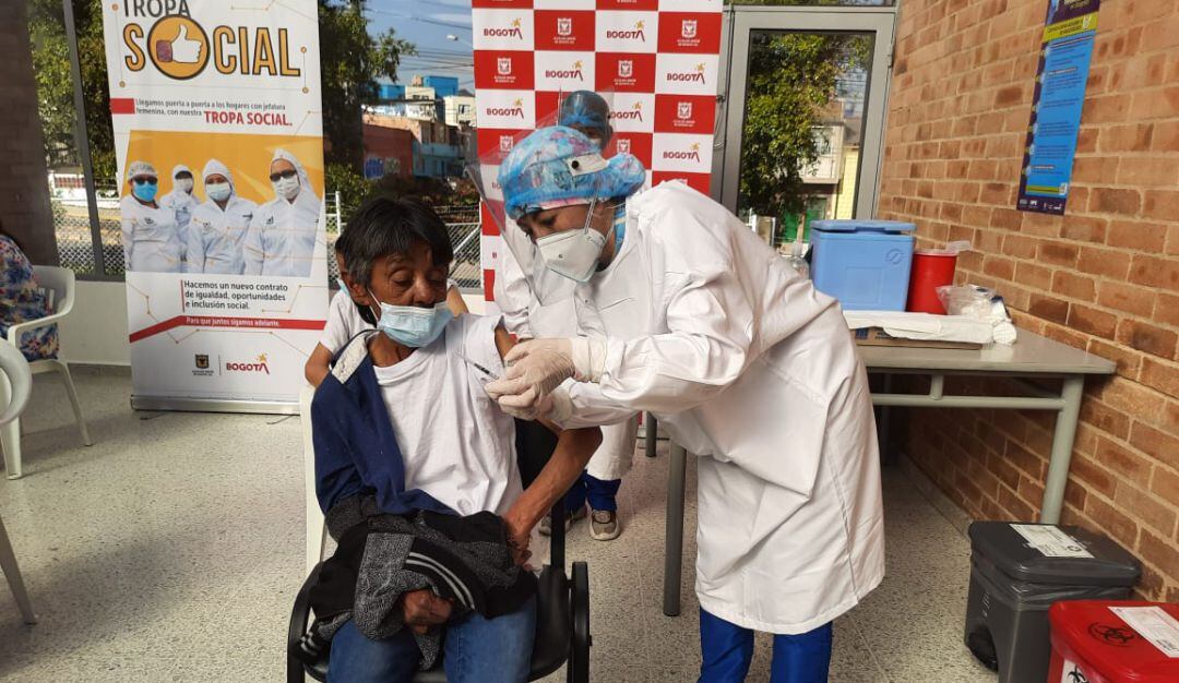 Vacunación a habitantes de calle
