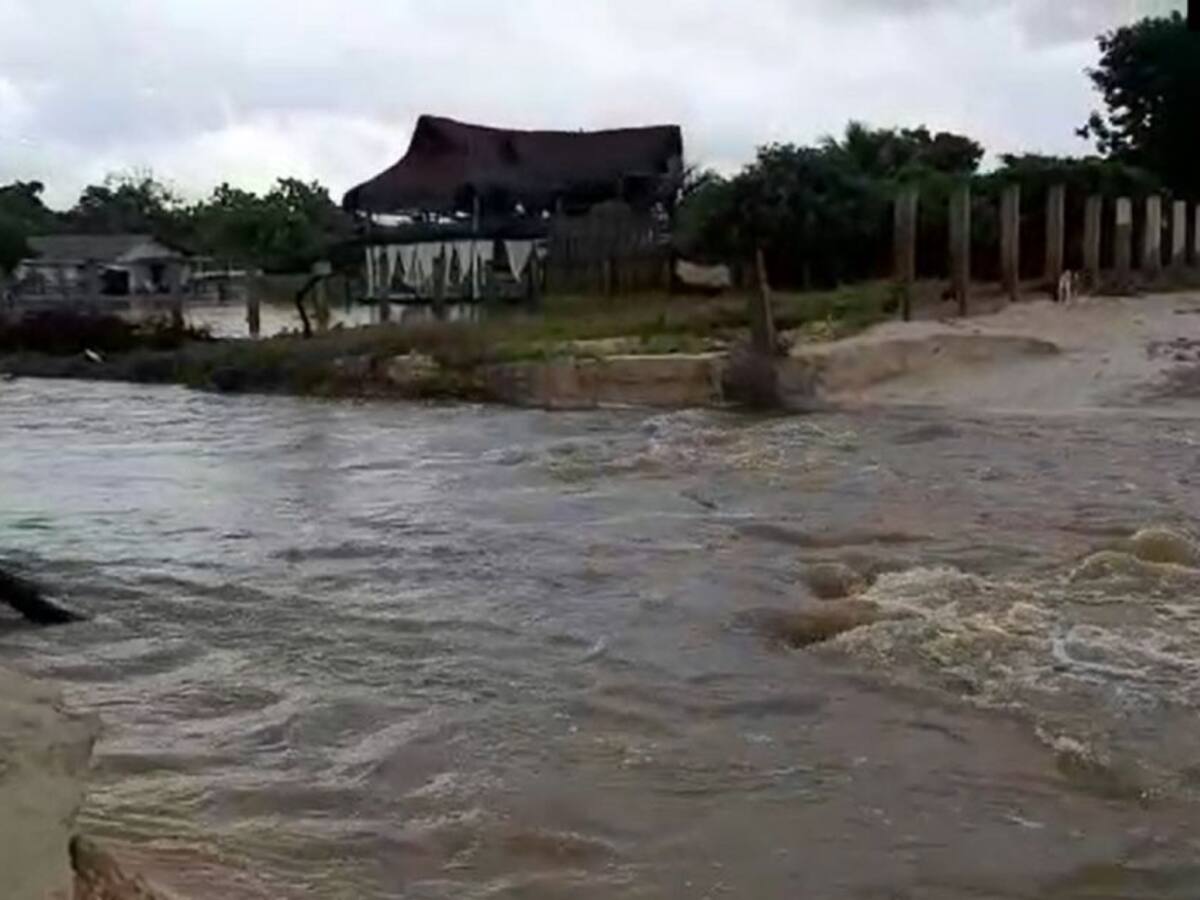 Fuertes lluvias abren boca de ‘El Cañito’ en Punta Arena