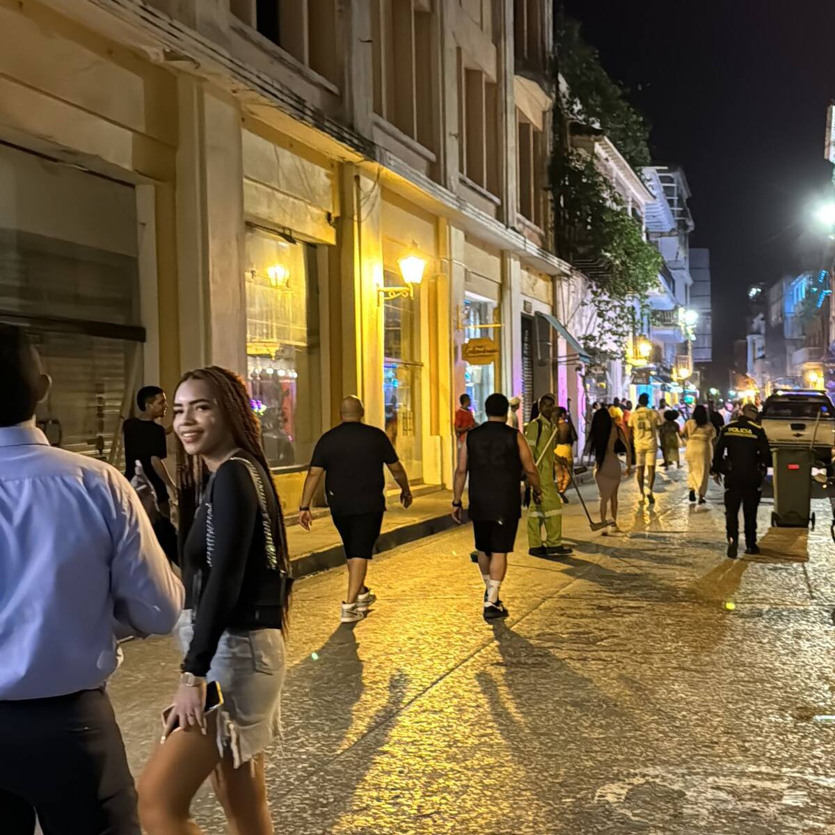 Recuperan calle que denunciaron en redes sociales con presencia de trabajadoras sexuales