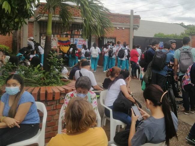 Por protestas, suspenden PAE en Barrancabermeja