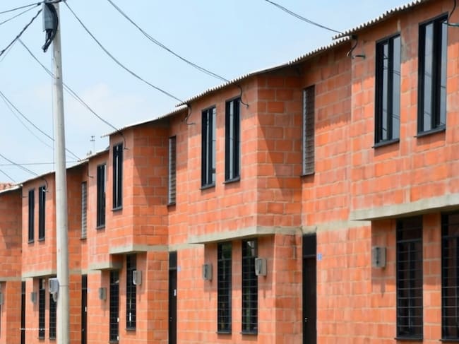 Casas de interés social en Arenal. // Procuraduría