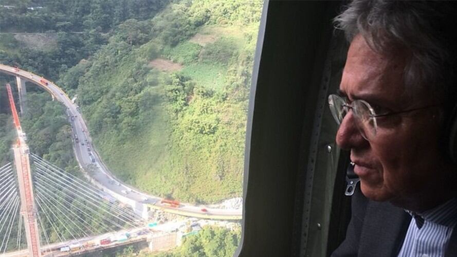 Concesionario debe responder por las obras del puente de Chirajara: Mintransporte. Foto: Colprensa