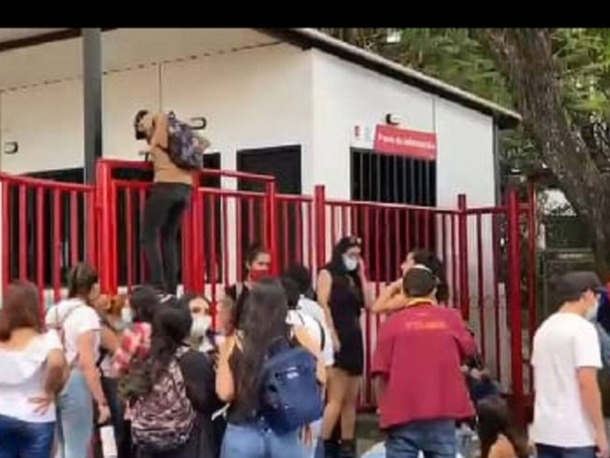 Fueron cancelados grados presenciales en la universidad del Tolima
