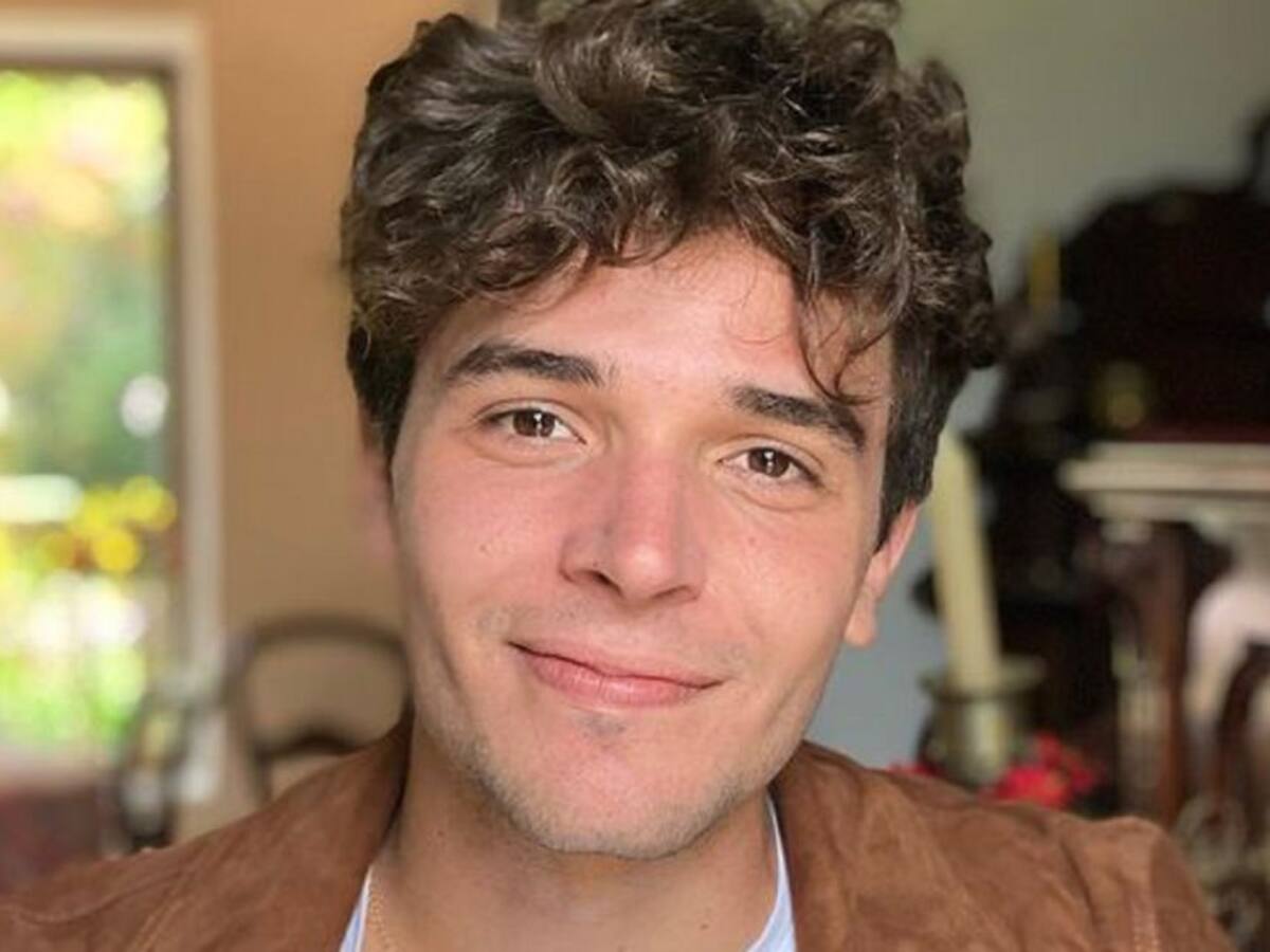 Alejandro Santamaría presentó su nuevo sencillo "Solita"