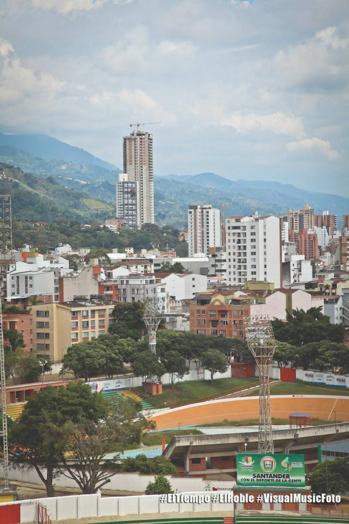La "ciudad bonita" es la quinta parada de Juanes (9 de septiembre) en su gira Loco de Amor por Colombia.