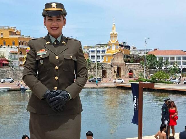 En la carrera de servicio, cada ascenso es una estrella que no solo brilla en el uniforme, sino que ilumina el camino recorrido