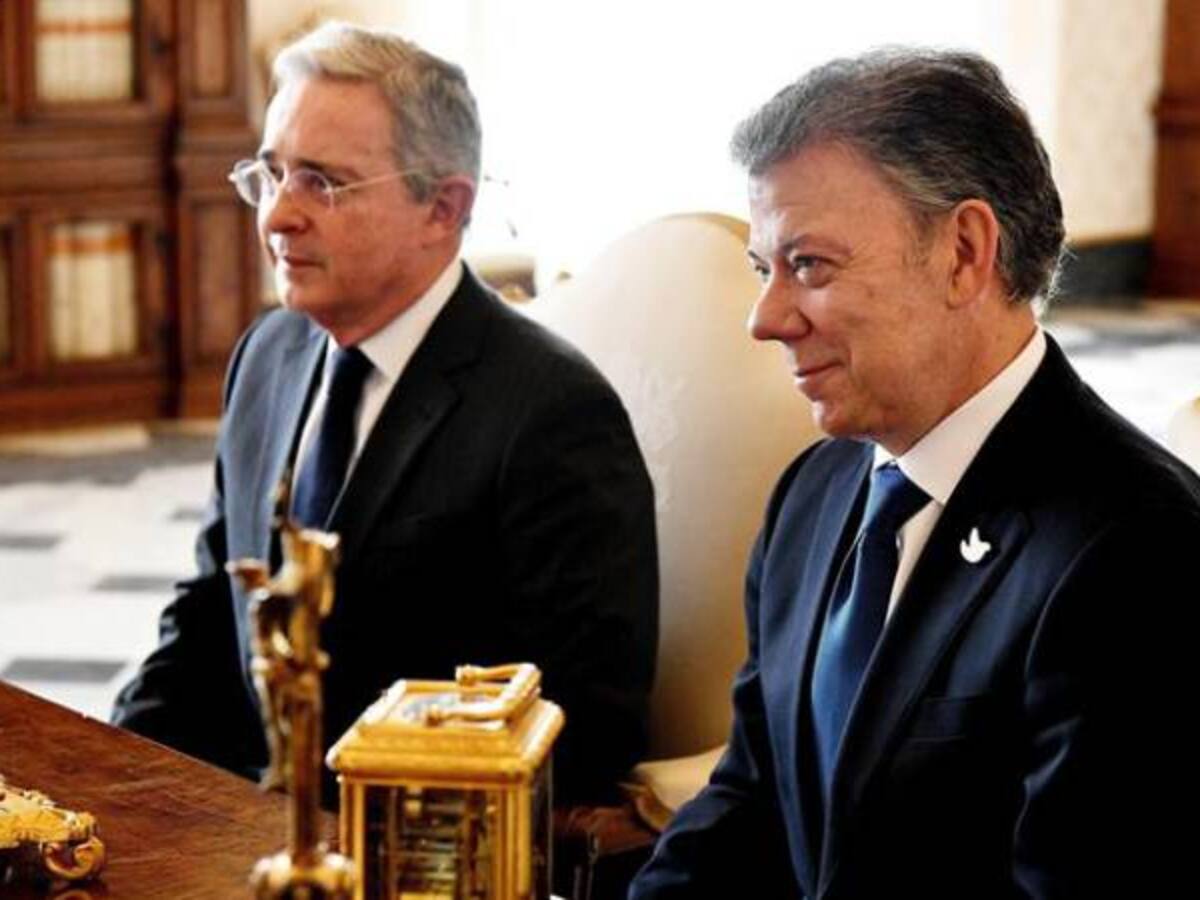 Vaticano destaca ambiente cordial entre Santos y Uribe pero pide impulsar "cultura del encuentro"