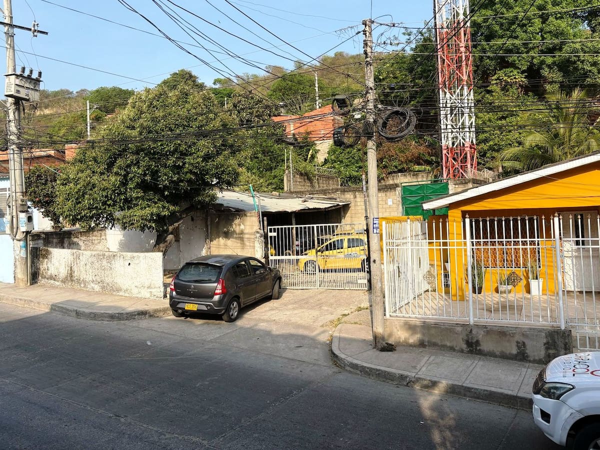 Barrio San Bernardo se opone a “racionamientos concertados” de Afinia: piden reajustar tarifas