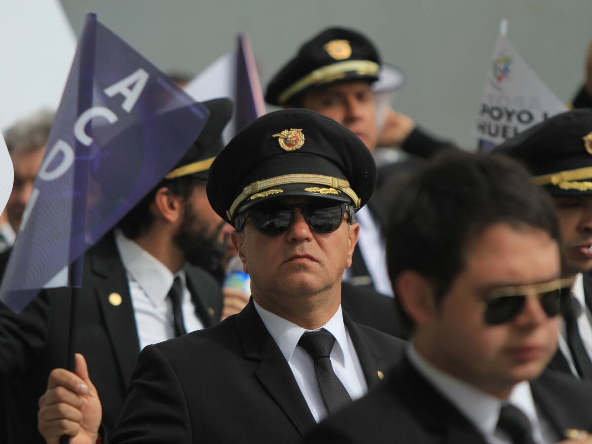 Pilotos de Avianca dicen que se rompió diálogo con la empresa