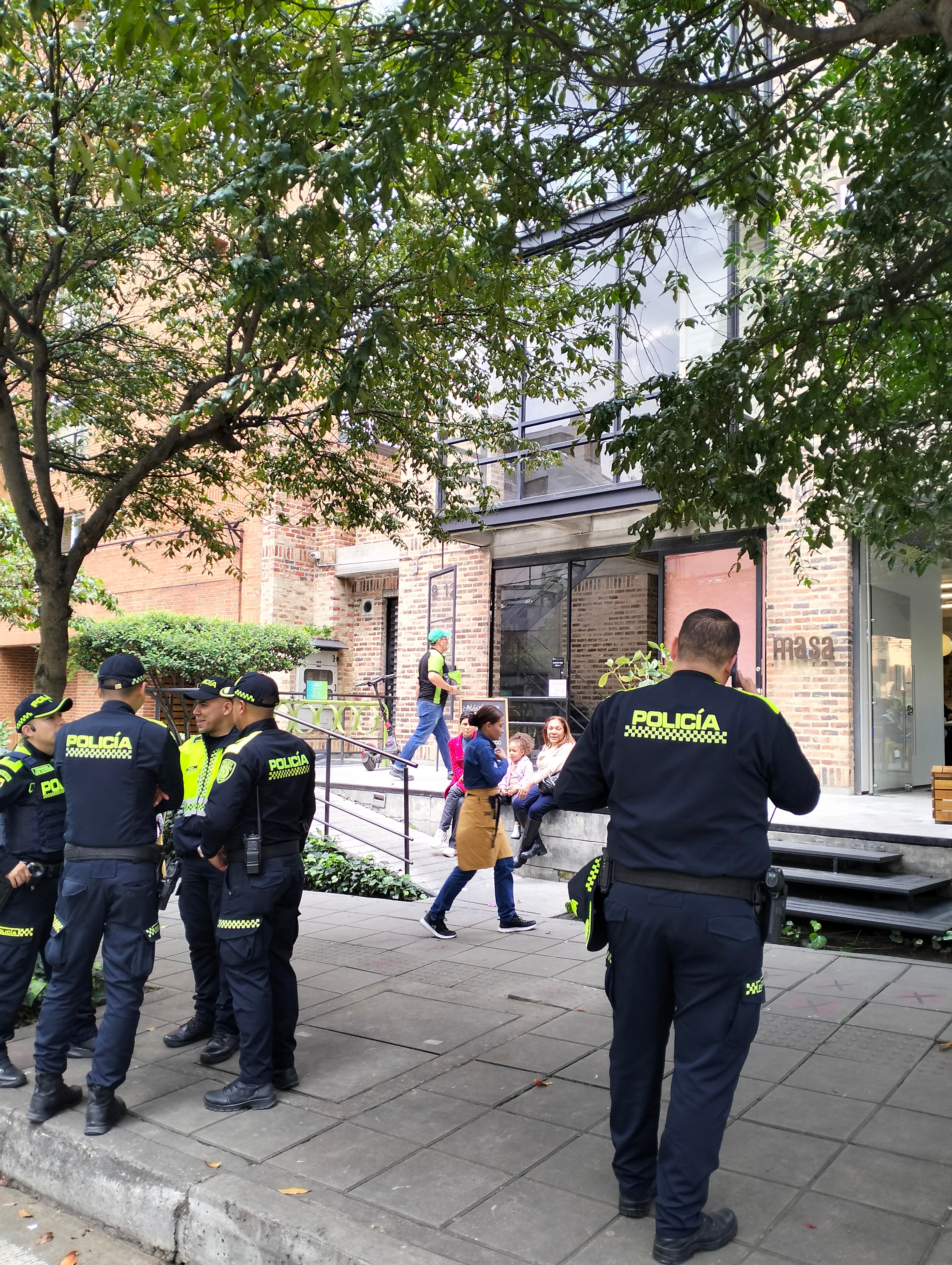 Hurto a mano armada en la Panadería Masa al norte de Bogotá