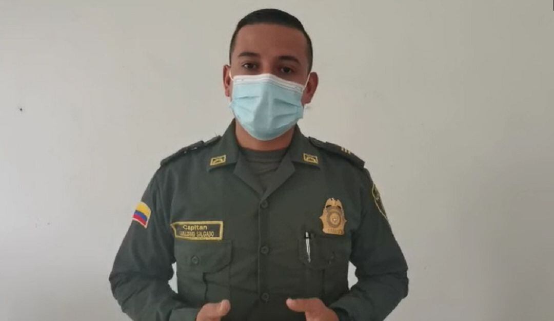 Capitán Guillermo Salgado, comandante del Sexto Distrito de Policía en La Dorada