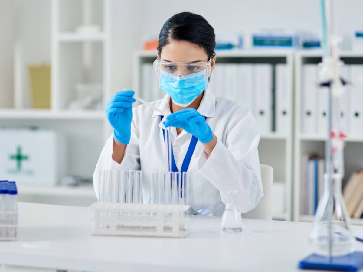 MinSalud pide mantener la alerta ante posibles nuevas variantes COVID