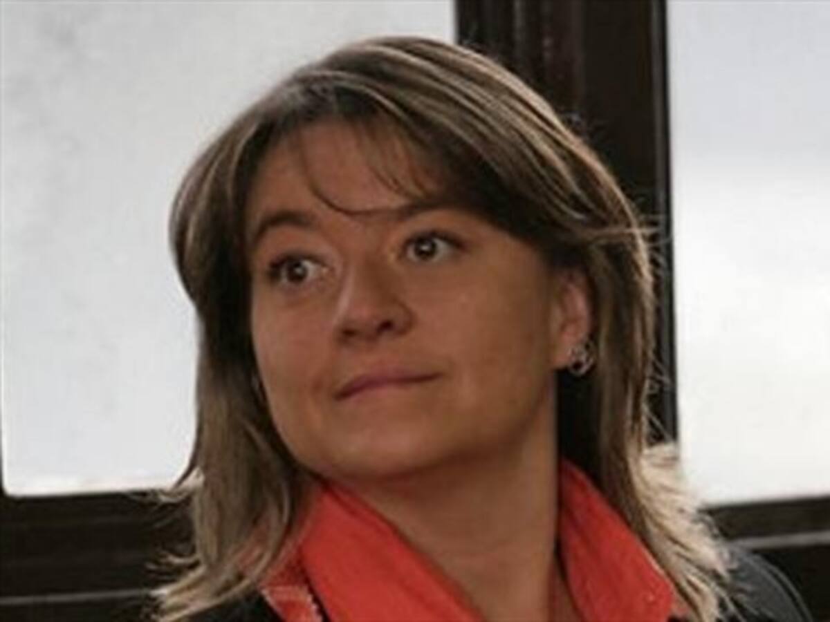 Ordenan captura internacional de Liliana Pardo