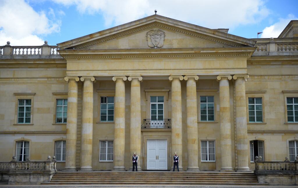 La W conoció una misiva, firmada desde la Dirección Administrativa de la Presidencia, que deja en evidencia las dudas del Gobierno sobre el manejo de recursos de la UNGRD.