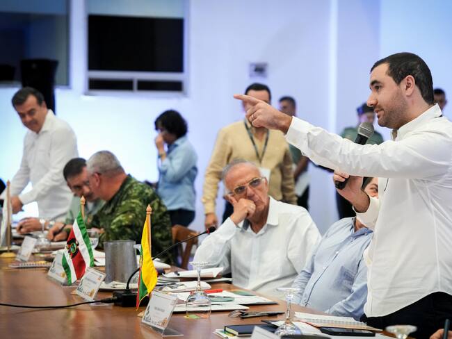 Gobernador insta a MinDefensa intervenir el sur de Bolívar