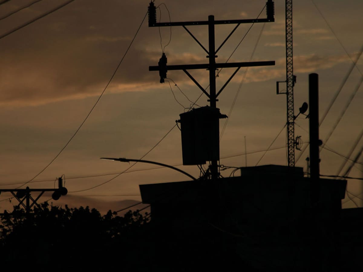 Venezuela activa turbina eléctrica en región más afectada por apagones