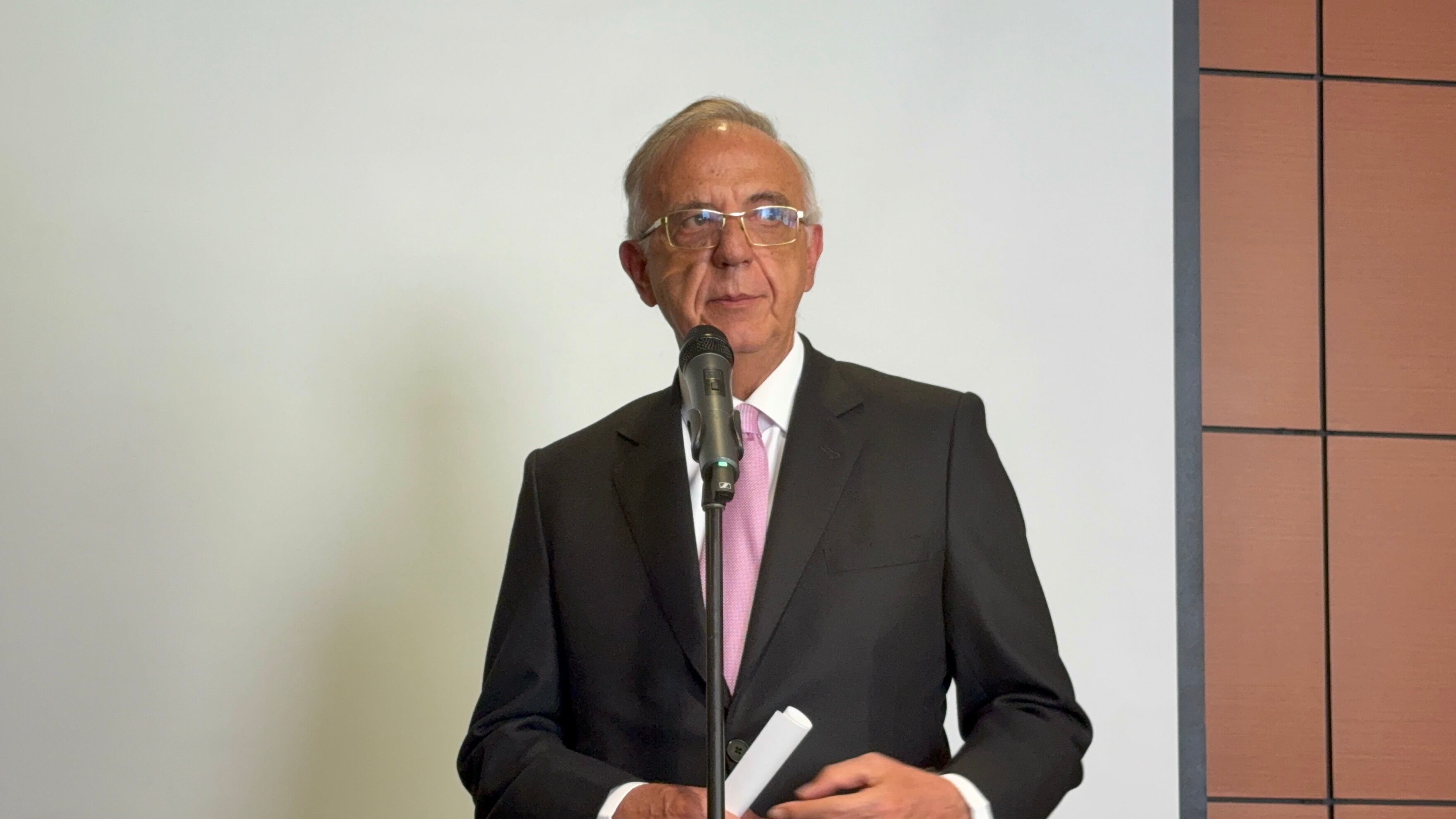 Ministro de Defensa, Iván Velásquez