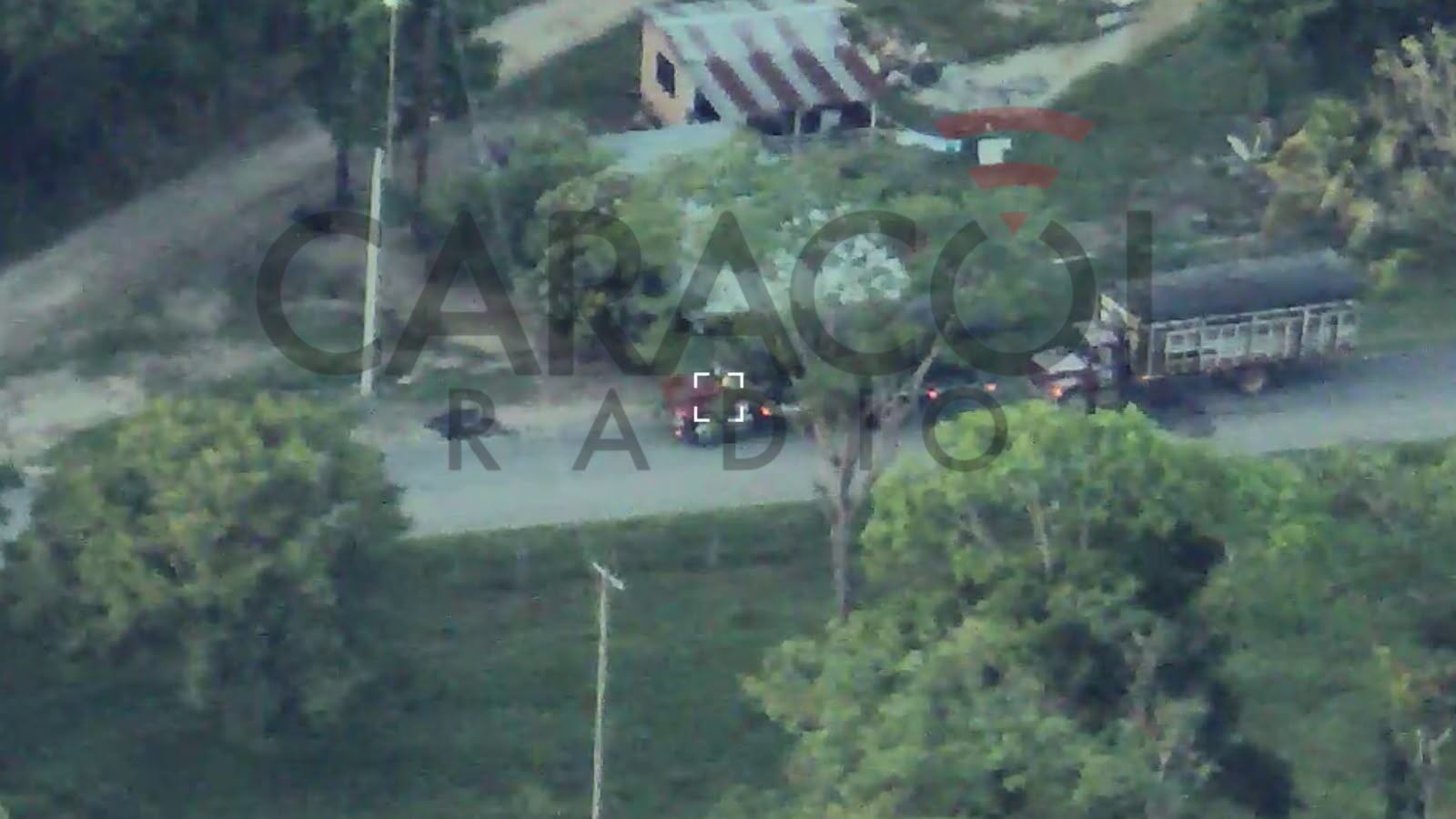 ELN destruyendo estación de Policía en Betoyes. Foto: Suministrada