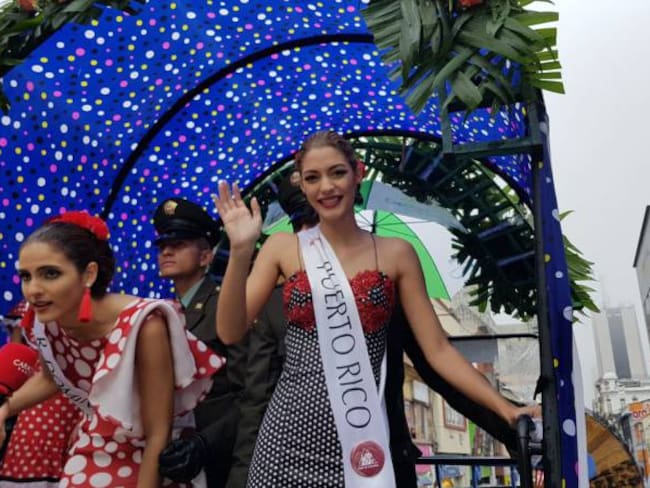 El desfile de la Carretas del Rocio en el cuarto día de la Feria de Manizales