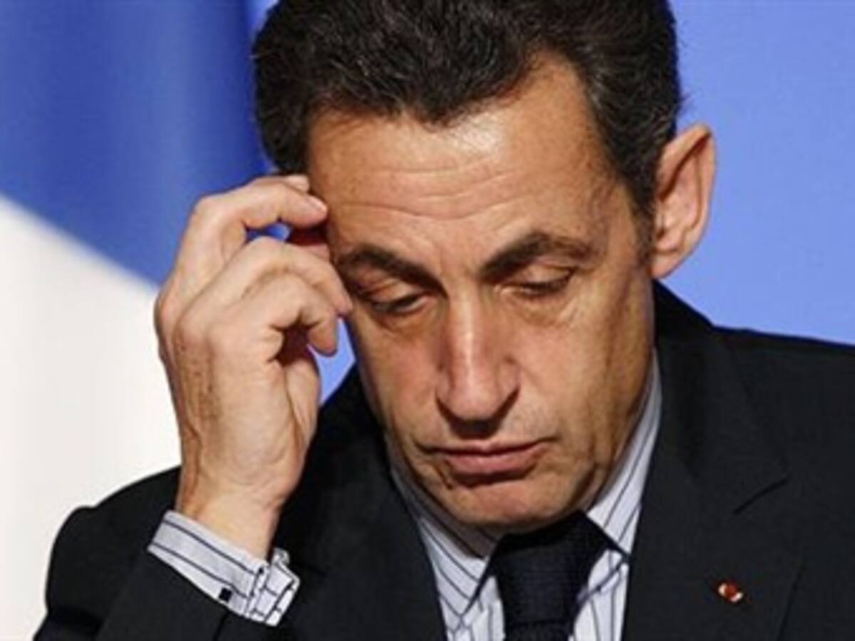 Sarkozy rechaza acusaciones por presunto abuso de debilidad
