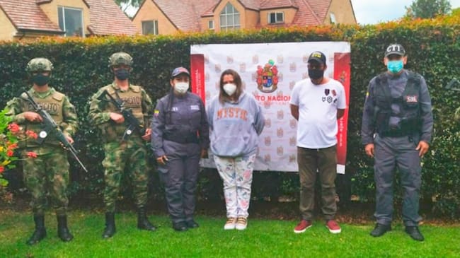 Las estafas ascenderían los mil millones de pesos, dejando 20 víctimas en Huila, Tolima, Valle del Cauca y Quindío.