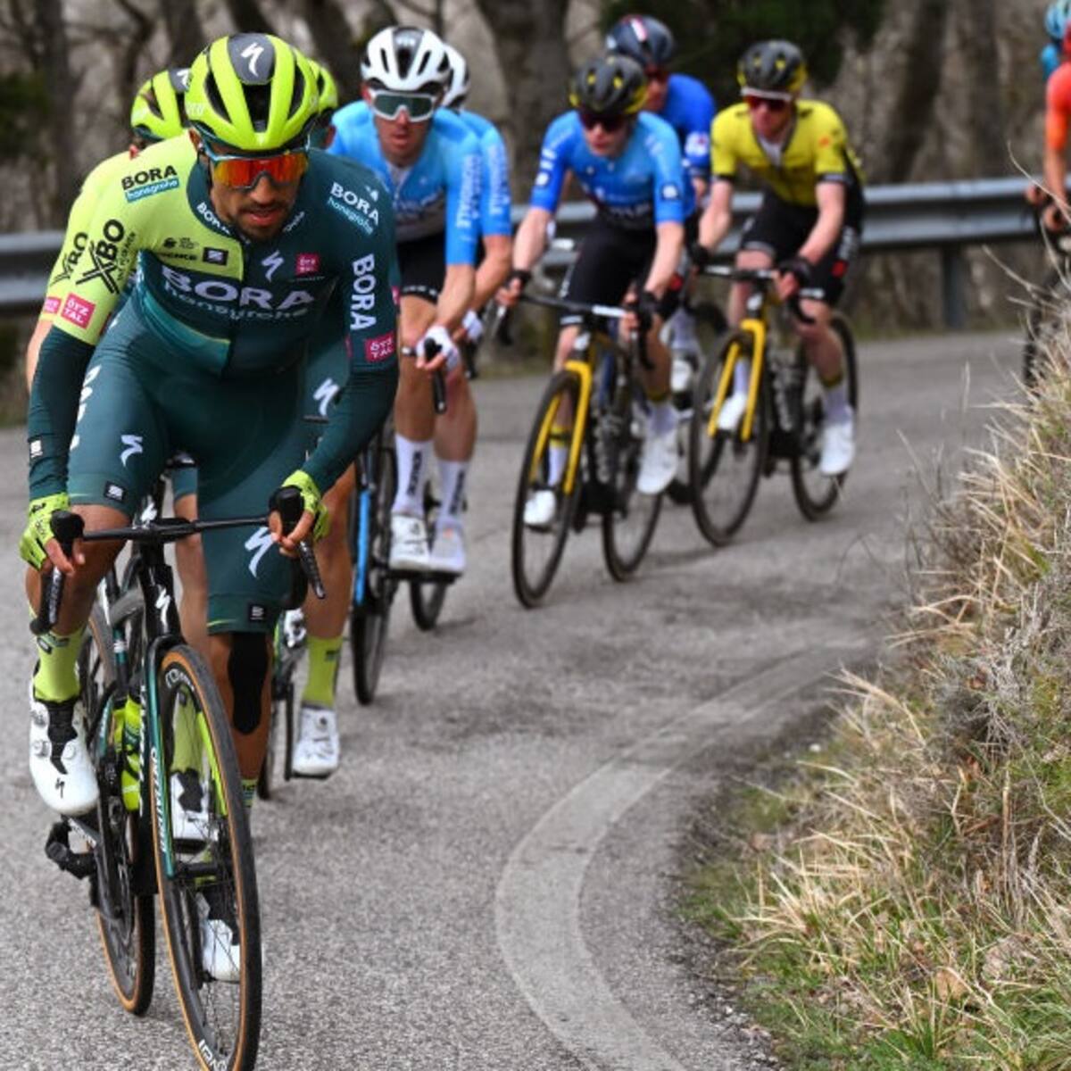 Tres colombianos en el top 10 del Giro de Italia: así les fue en la etapa 2