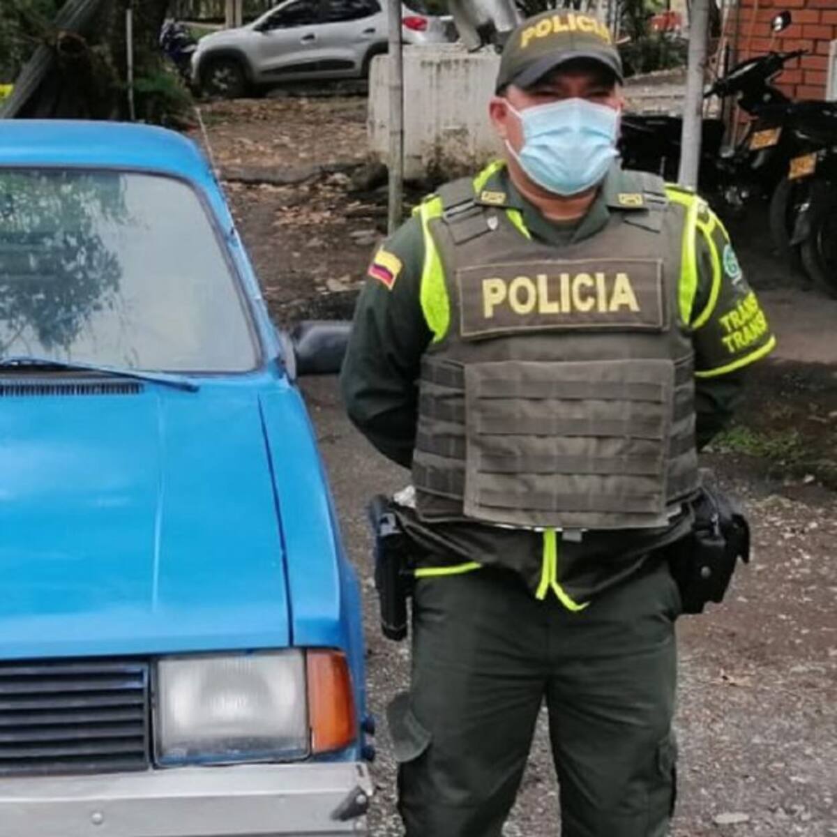 Hombre sorprendido con un carro robado se lanzó al río Cauca