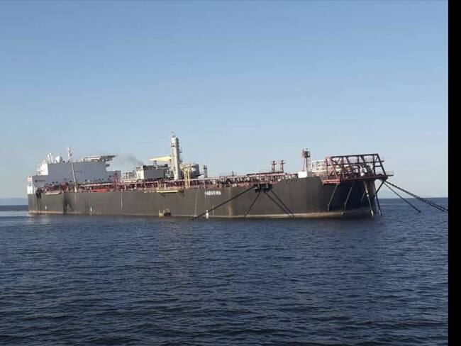 Estabilizan al Nabarima que amenazaba con derramar 1.5 millones de crudo