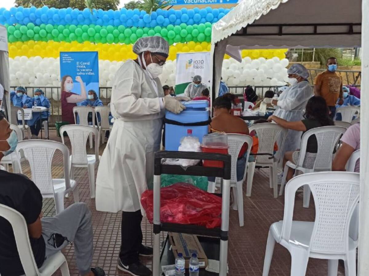 Piojó inició vacunación masiva con menores a partir de los 12 años