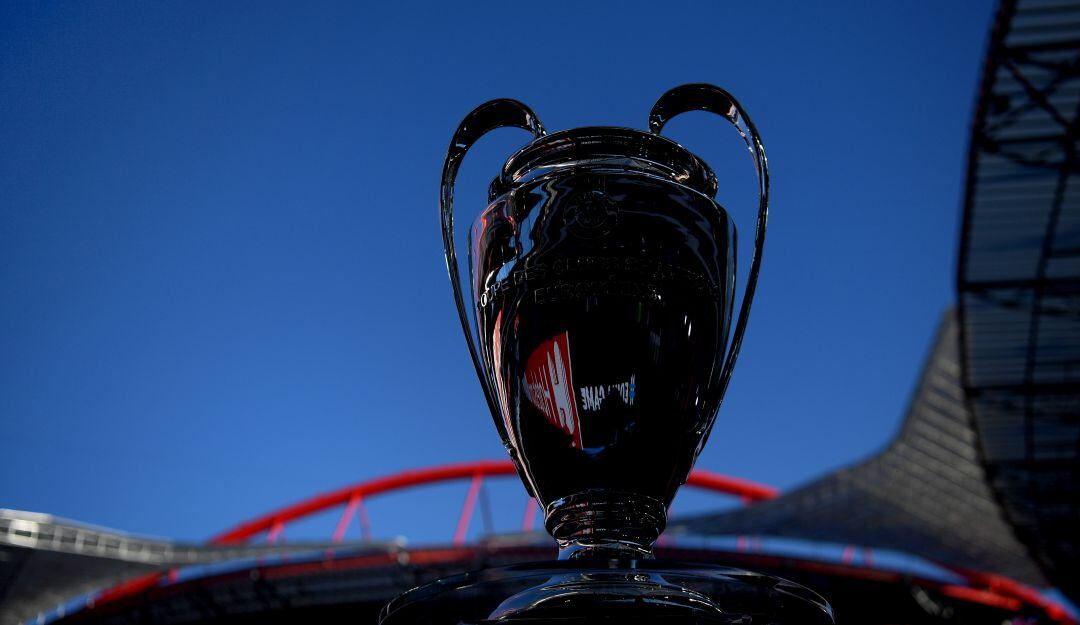 Ocho equipos continúan en la disputa por el trofeo.