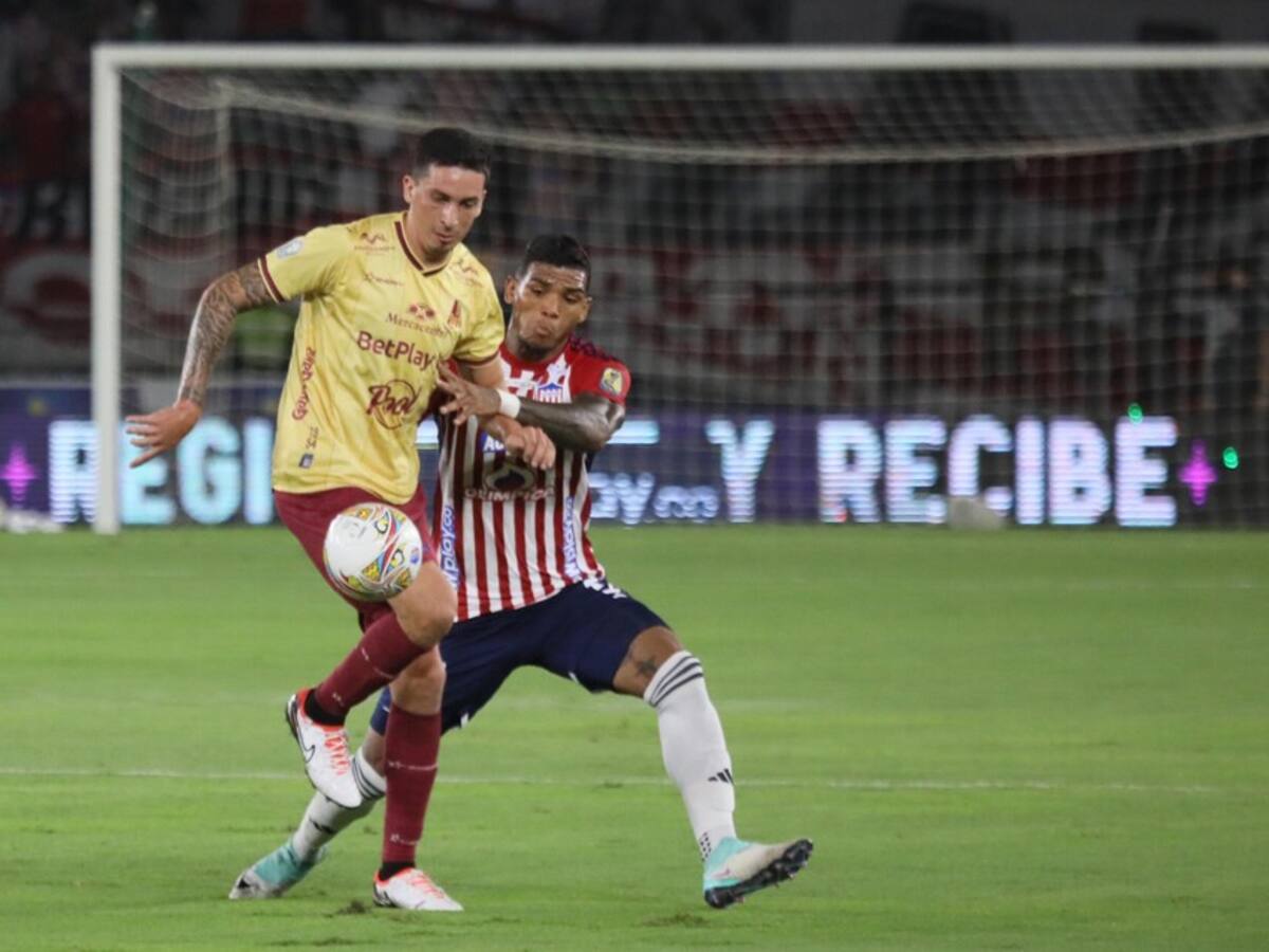 Deportes Tolima se lleva un triunfazo de Barranquilla y es único líder de la Liga