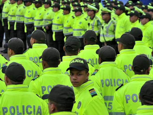 Petro pide presupuesto para formación policial