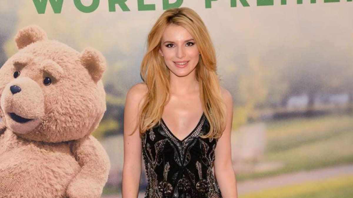 Bella Thorne afirma que recibió un 'mensaje' de su padre ya fallecido