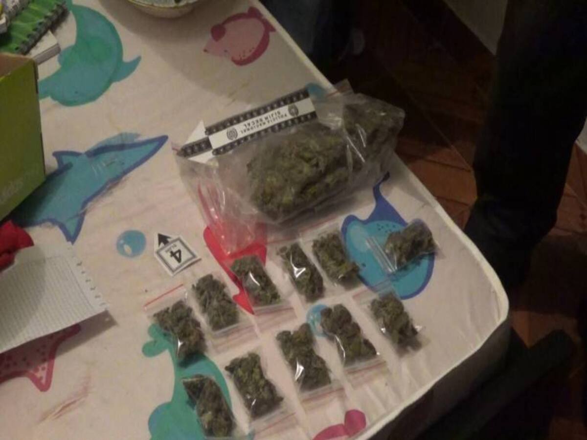 Estudiante de psicología capturado por venta de drogas y porte de armas