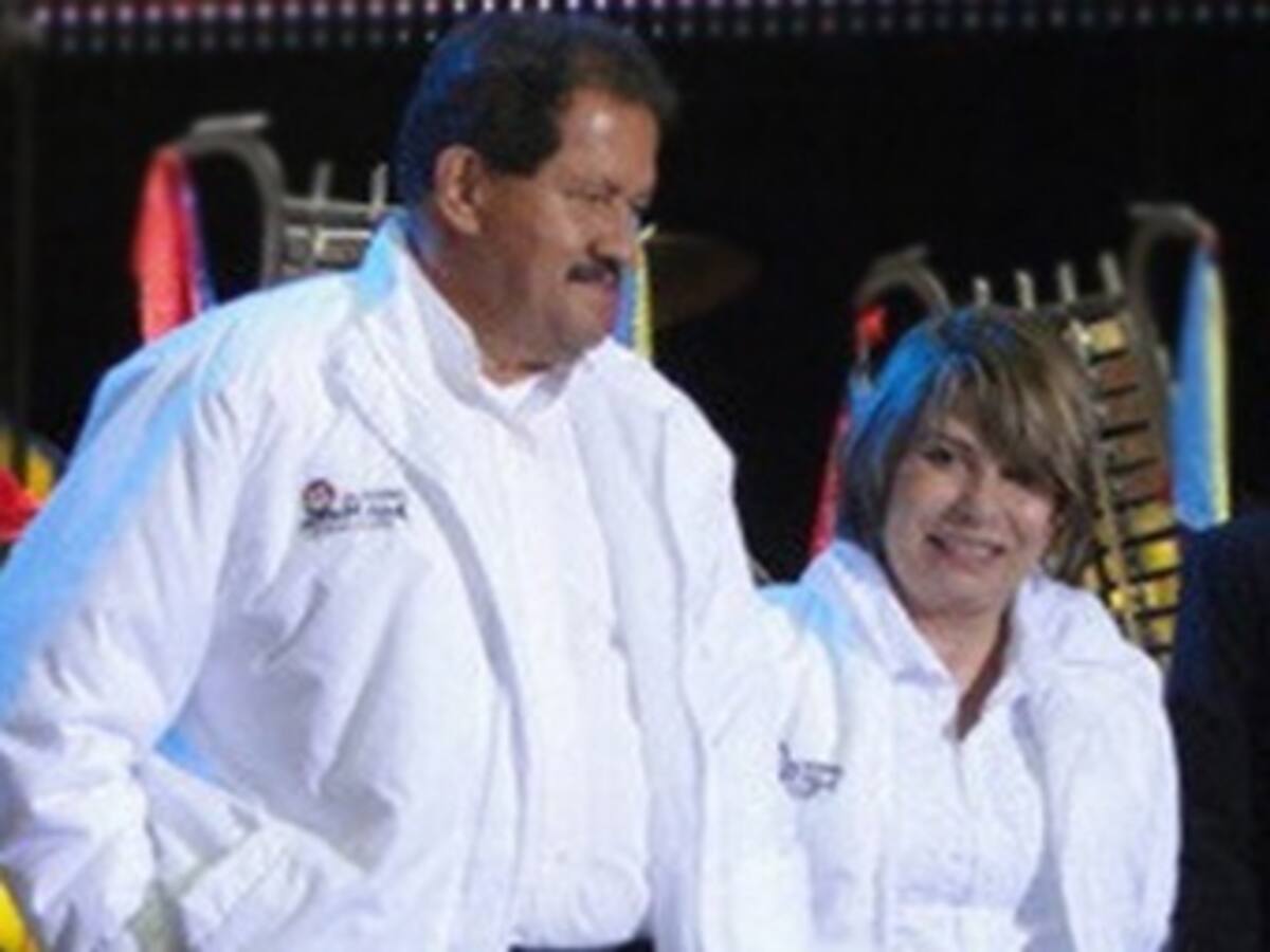 Operan con éxito a la esposa del vicepresidente Angelino Garzón