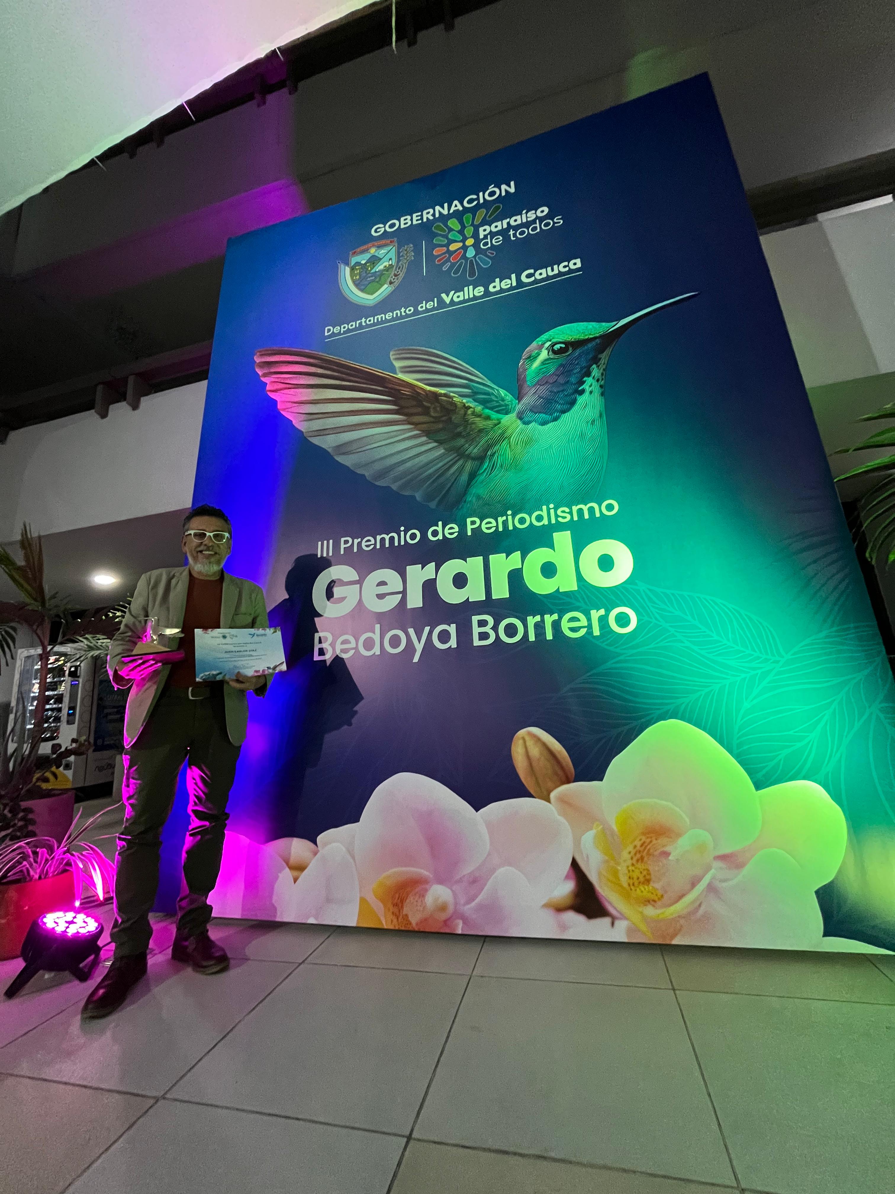 Juan Carlos Díaz, periodista de Caracol Radio Cali, ganó el Premio de Periodismo Vallecaucano ‘Gerardo Bedoya’