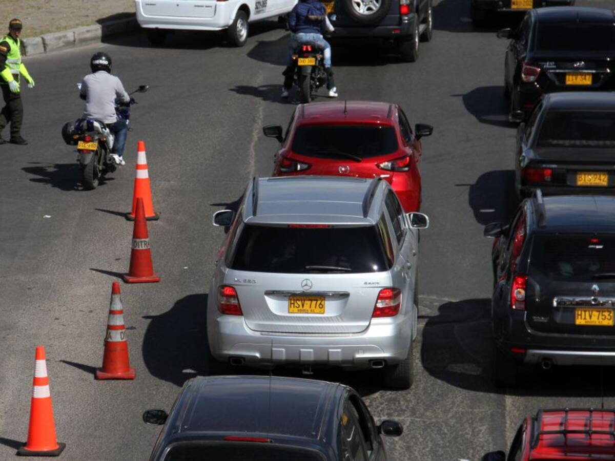 Plan Éxodo estima salida de 360.000 vehículos de Bogotá en puente festivo