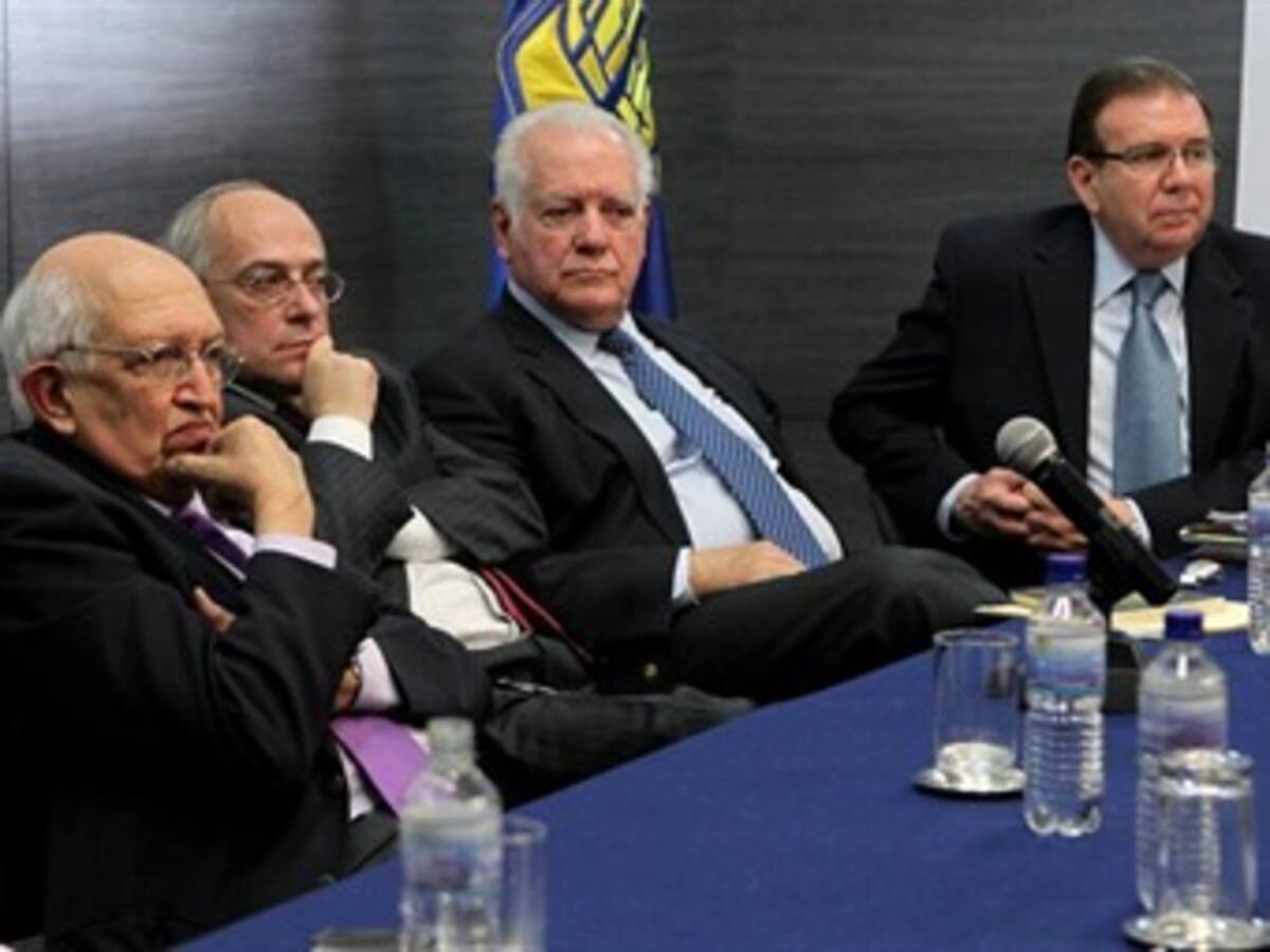 Uribe no nos está dictando como llevar la oposición en Venezuela: Partido SocialDemócrata