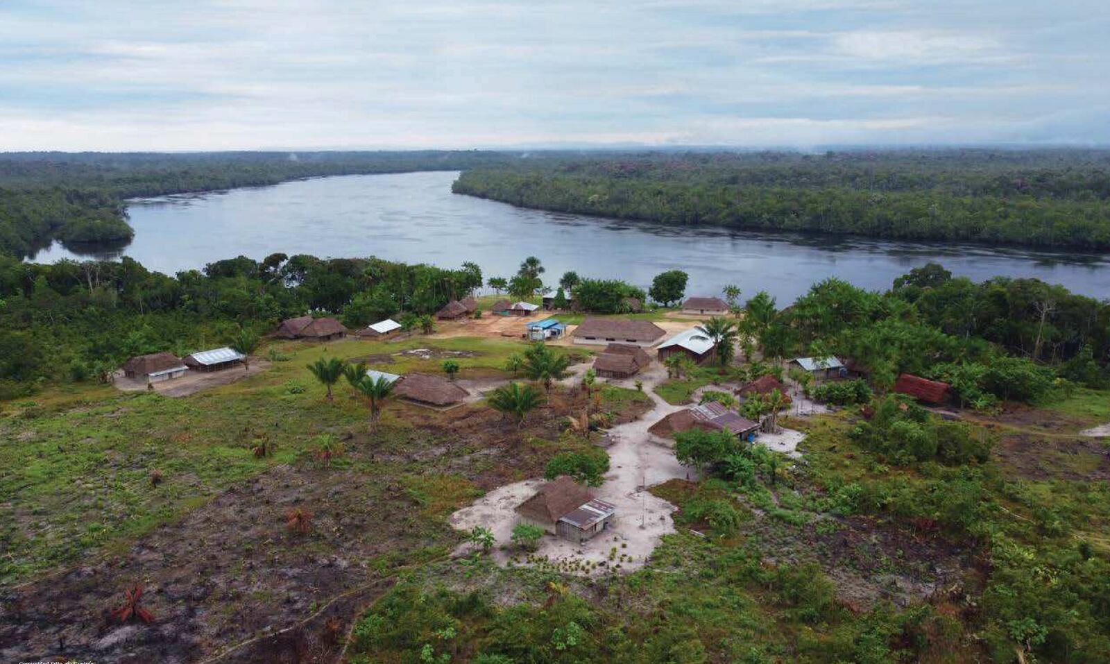 Santiago Manso - WWF Colombia / Comunidad Frito- Río Guainía