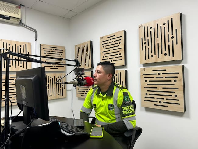 El capitán José Daniel Perdomo, comandante encargado de la Seccional de Tránsito y Transporte de la Policía del Quindío
