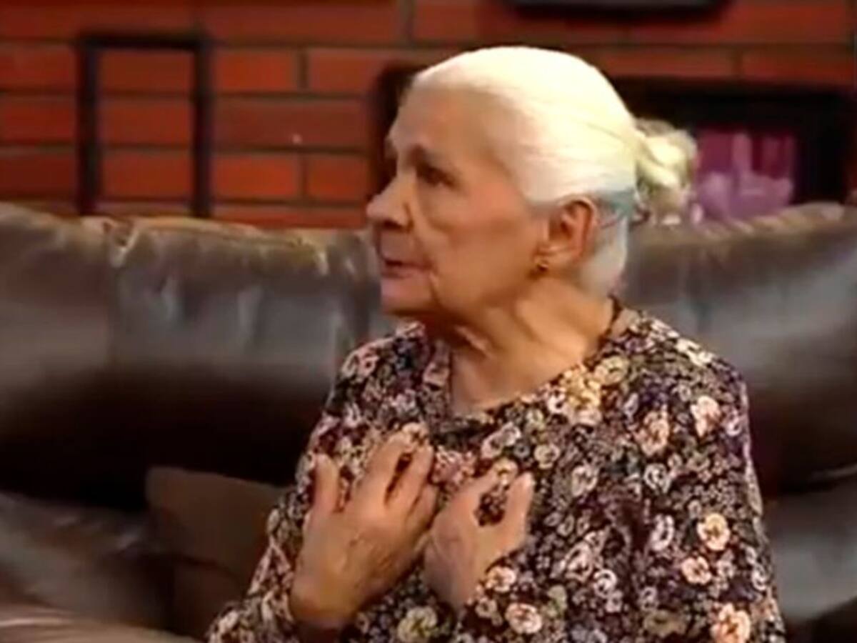 ‘Doña Anciana’, de ‘La Tele Letal’, fue vacunada contra la COVID-19