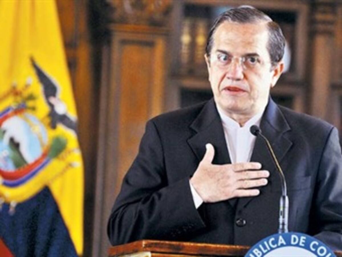 Ecuador saluda posibilidad de paz con el Eln