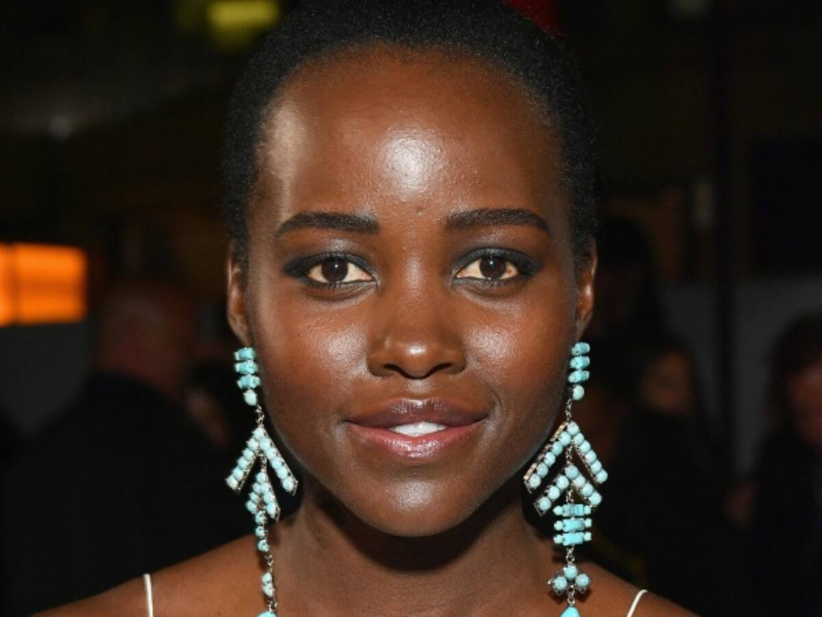 Revista se disculpa con Lupita Nyong’o por editar su cabello
