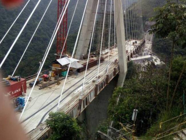 Fiscalía abrió investigación por colapso de puente en la vía Villavicencio