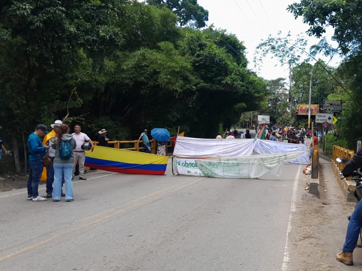 “Las soluciones deben ser del Área Metropolitana”: Gob. de Santander por protestas en Piedecuesta