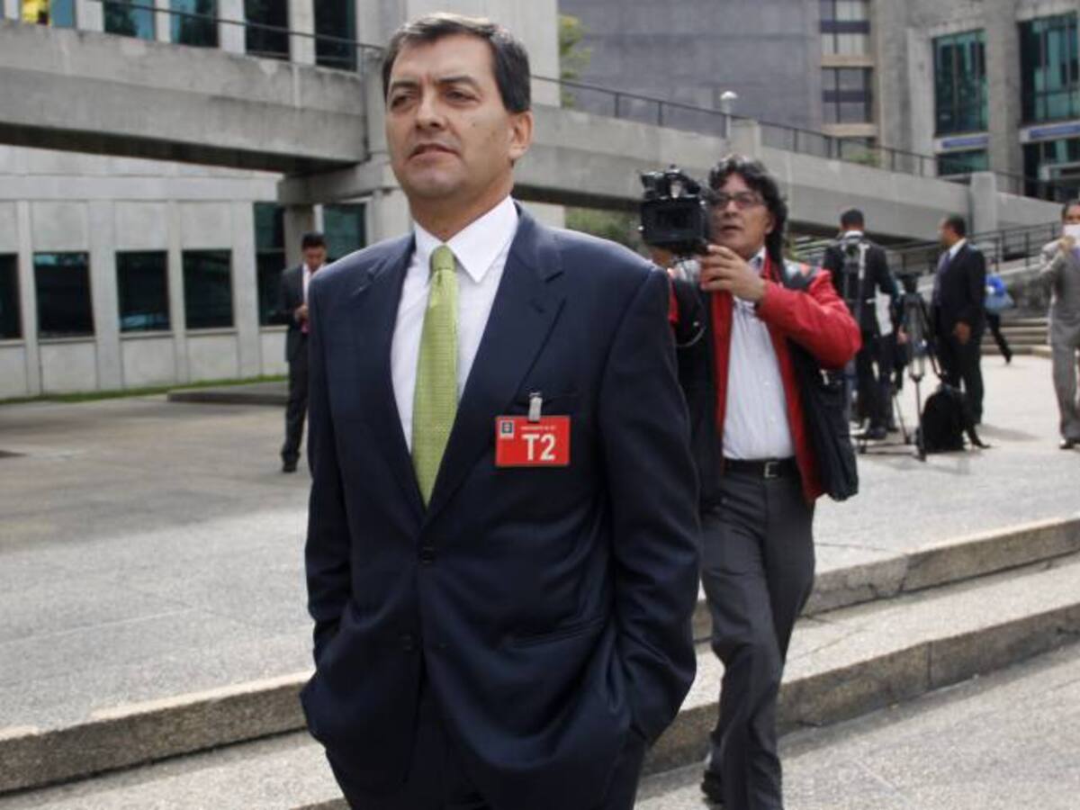 Procuraduría y Fiscalía piden cárcel para Hoyos por caso hacker