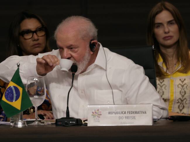 AME9008. BELÉM (BRASIL), 08/08/2023.- El presidente de Bolivia, Luis Arce, participa en la sesión de apertura de la Cumbre Amazónica hoy, en Belém (Brasil). EFE/ Antonio Lacerda