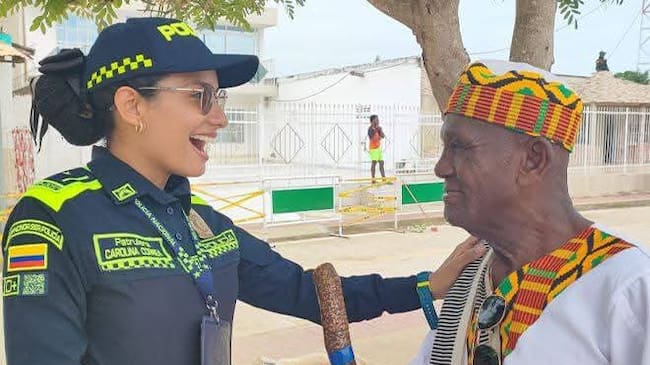 Policía Nacional en Bolívar conmemora el Día de la Diversidad Étnica y Cultural