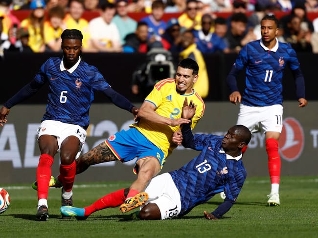 Daniel Muñoz durante el amistoso de la Selección Colombia ante Francia. (Futbol, Amistoso, Francia) EFE/EPA/WILL OLIVER